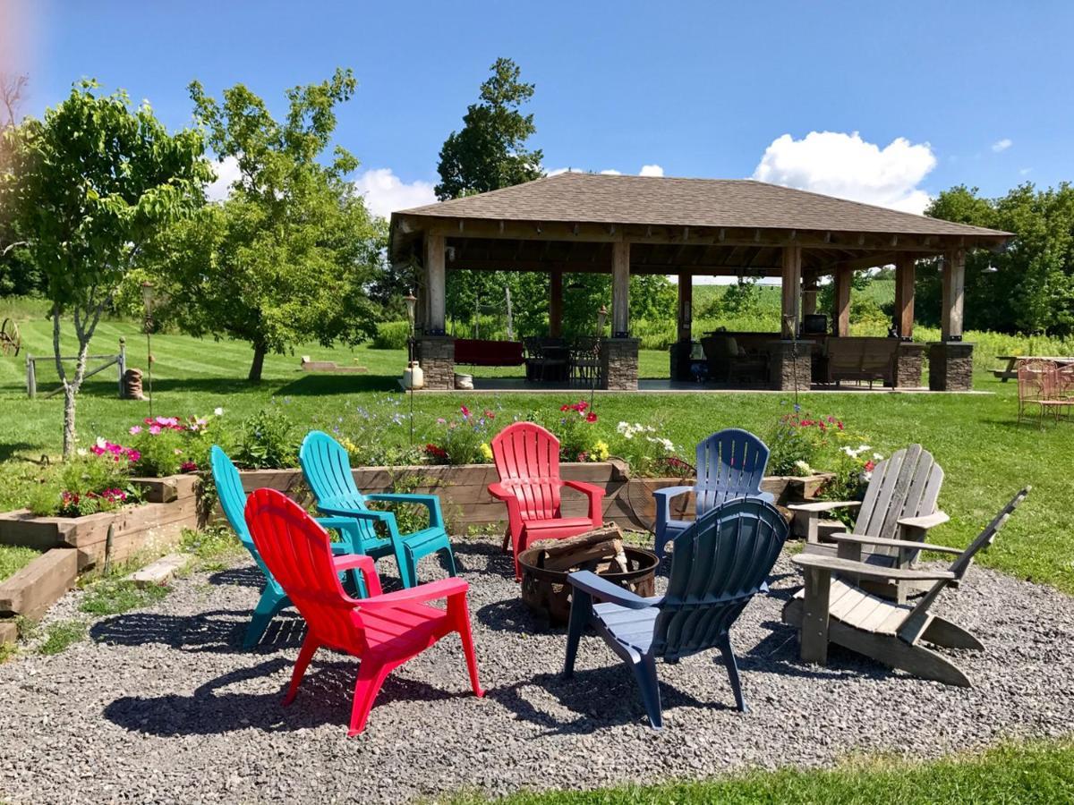 The Meadowlark Inn East Springfield Extérieur photo