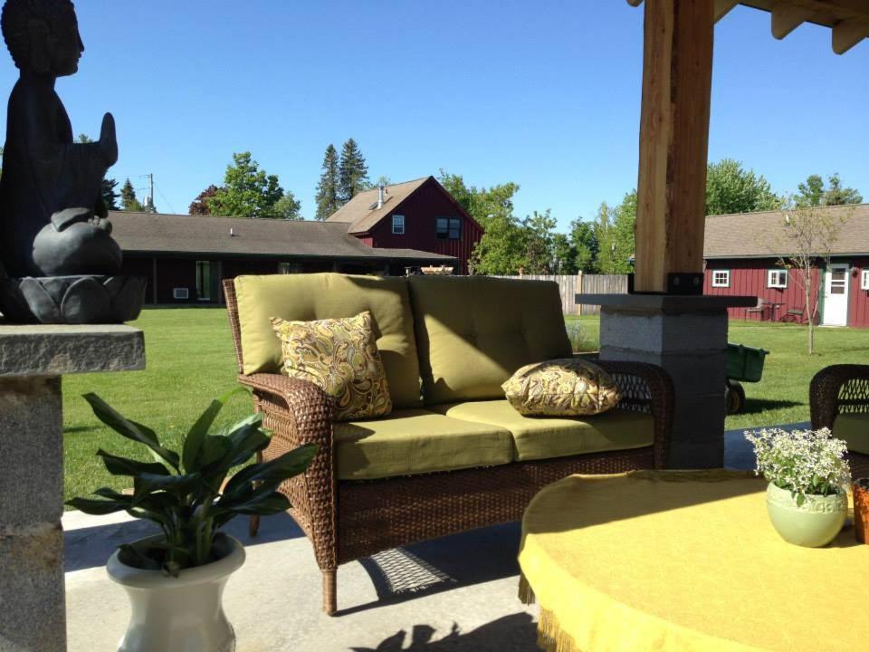 The Meadowlark Inn East Springfield Extérieur photo